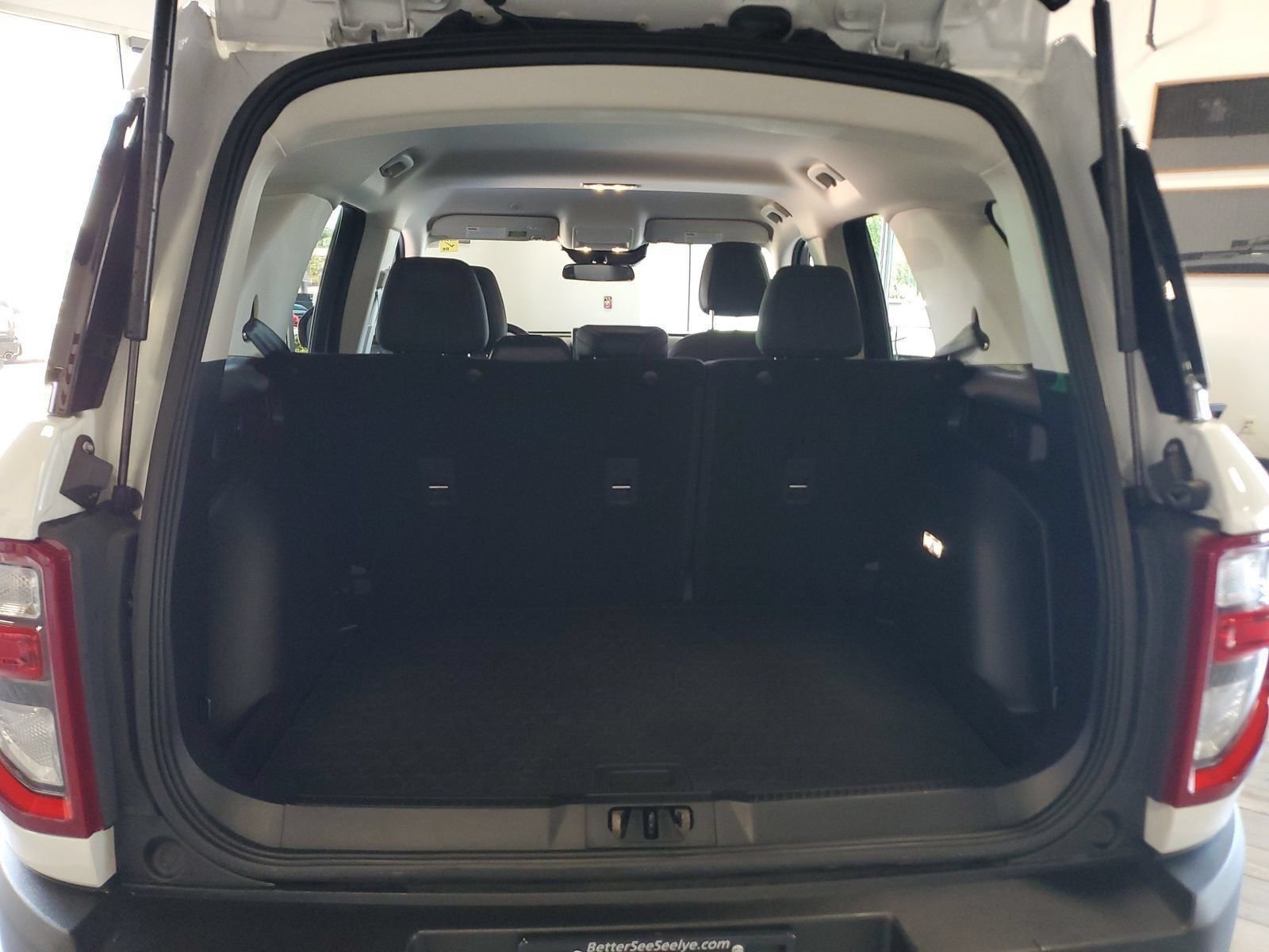 Used 2023 White Ford Big Bend image 8