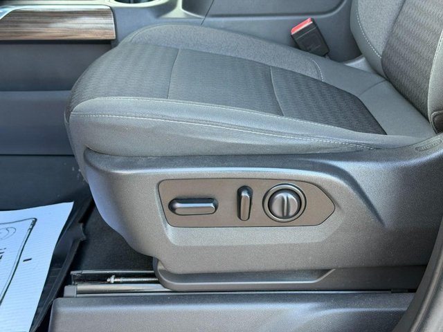 Used 2021 BLACK Chevrolet LT Trail Boss image 17