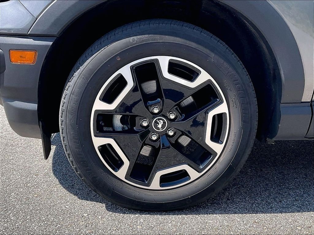 Used 2023 Carbonized Gray Metallic Ford Outer Banks image 7