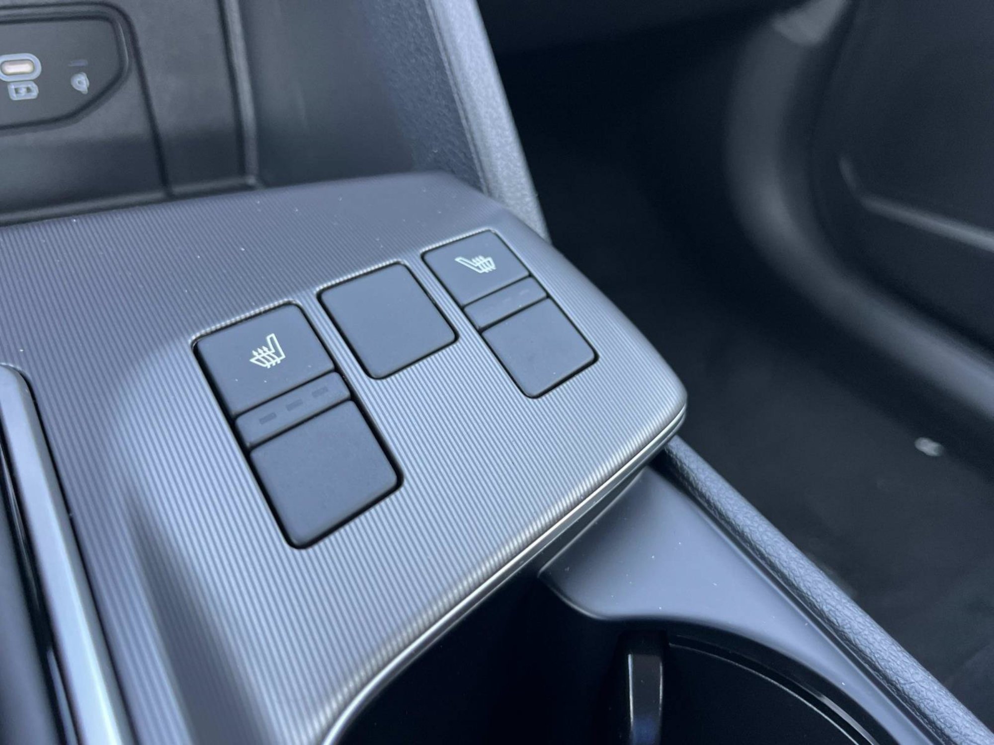 New 2027 Ebony Black Kia EX image 33