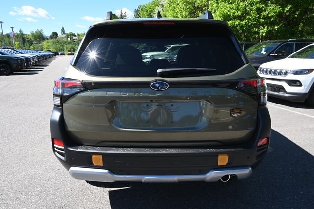 New 2026 AUTUMN GREEN METALLIC Subaru Wilderness image 11