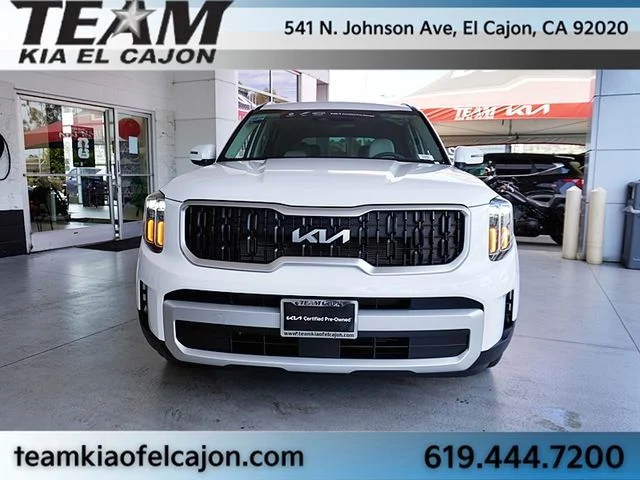 Certified Used 2024 White Kia EX FWD image 4