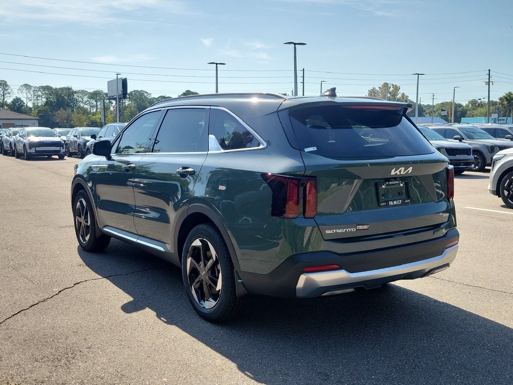 New 2026 Cityscape Green Kia EX image 4