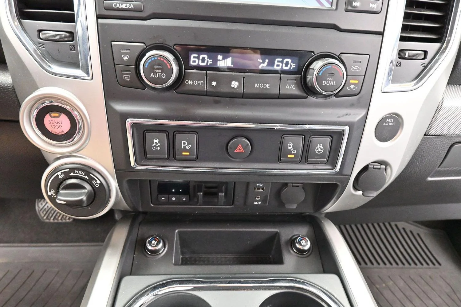 Used 2018 Brilliant Silver Nissan PRO-4X image 25