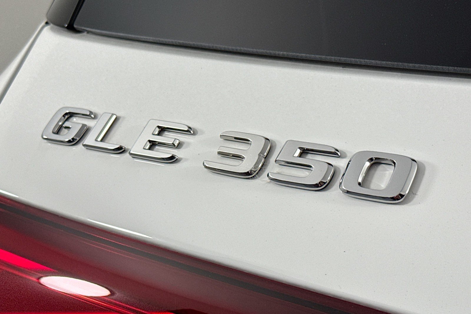New 2026 Polar White Mercedes-Benz GLE 350 SUV image 8