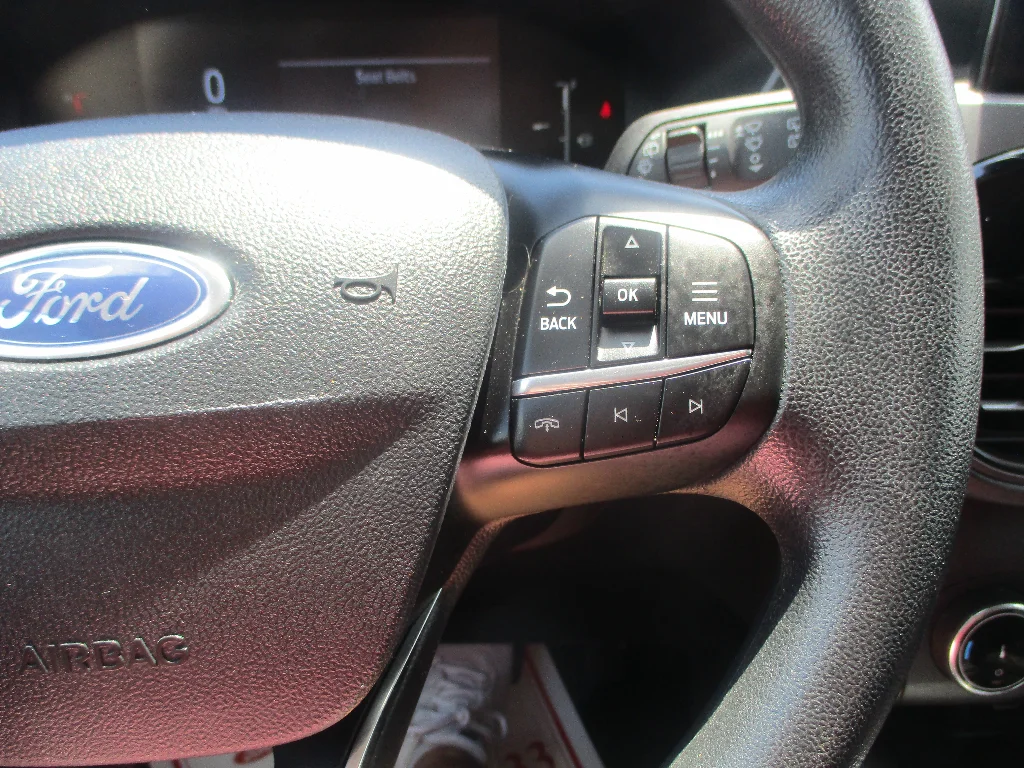 Used 2025 Agate Black Metallic Ford Active image 12