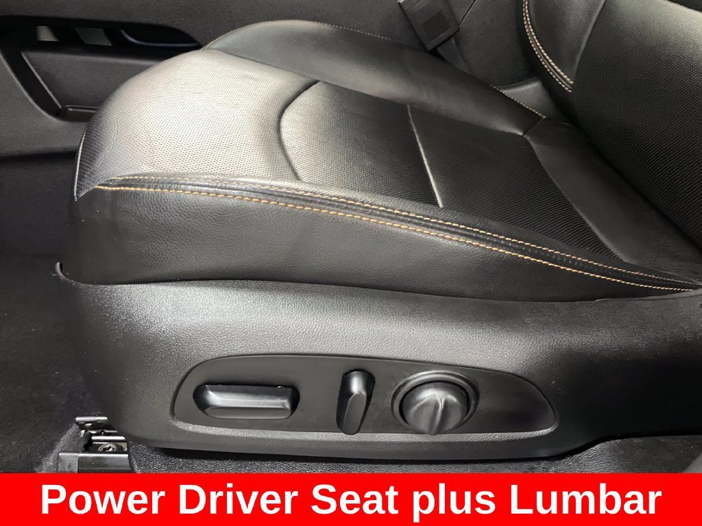 Used 2021 GRAPHITE GRAY METALLIC GMC SLT image 11