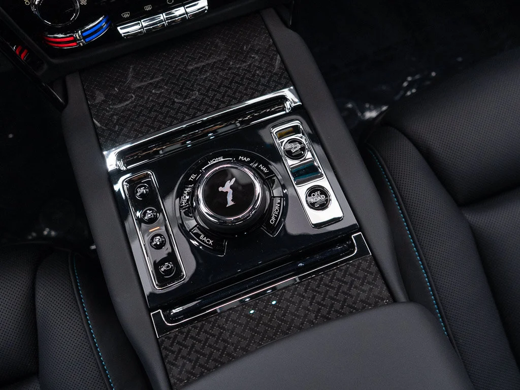 New 2027 Black Diamond Rolls-Royce  image 39