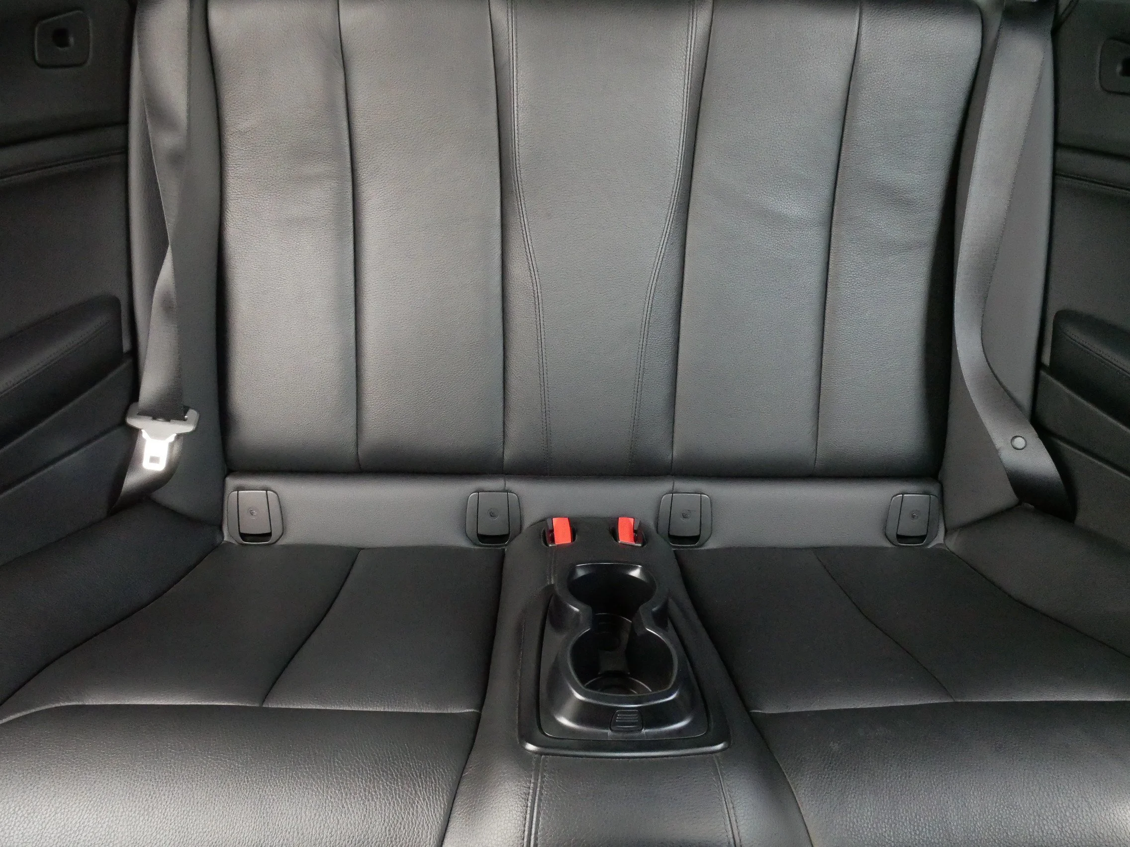 Used 2018 Mineral Gray Metallic BMW M240i xDrive image 13