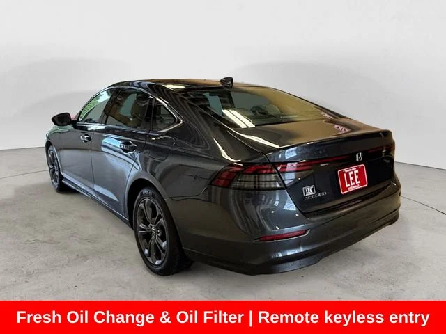 Used 2023 Gray Honda EX image 3