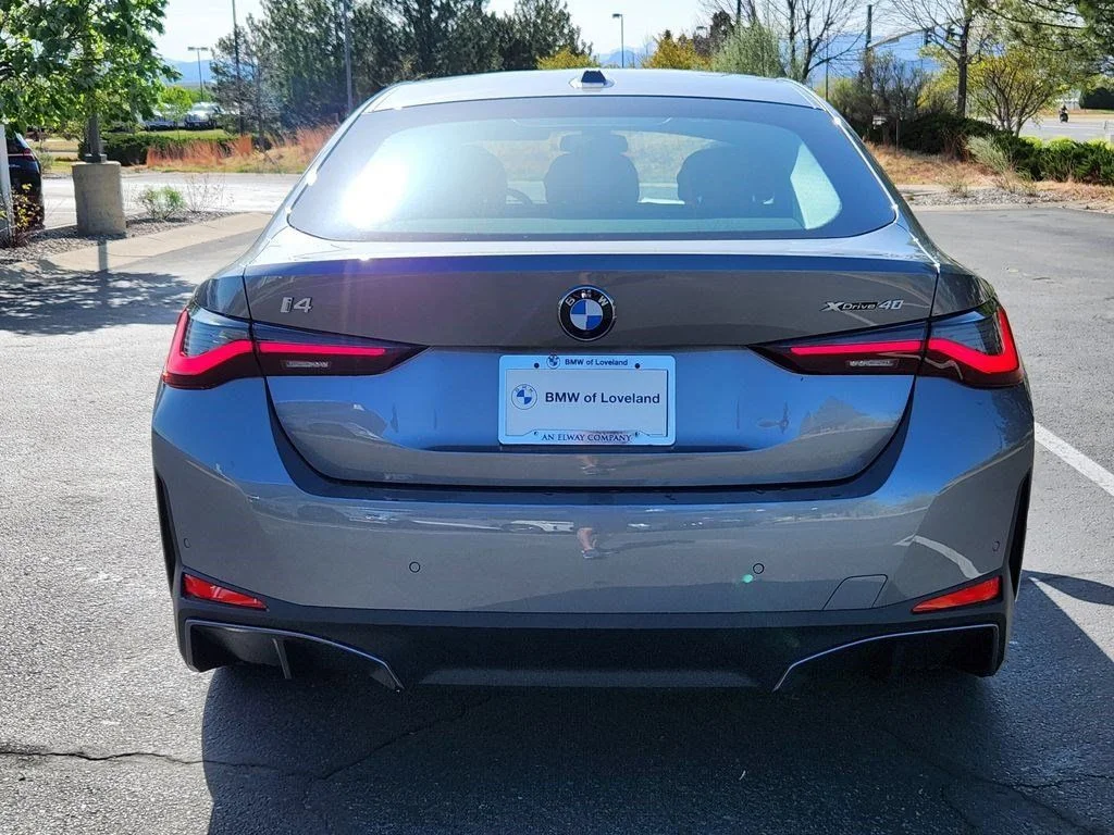 Used 2026 Gray Metallic BMW xDrive40 image 4