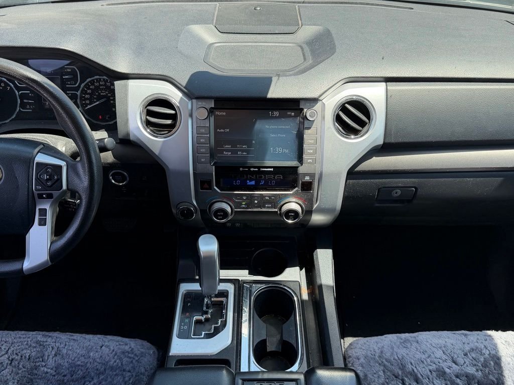 Used 2020 White Toyota SR5 image 10