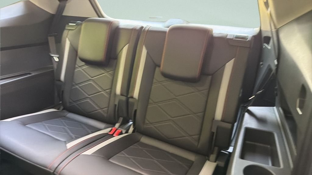 New 2026 Pure Gray Volkswagen 2.0T Peak Edition image 30