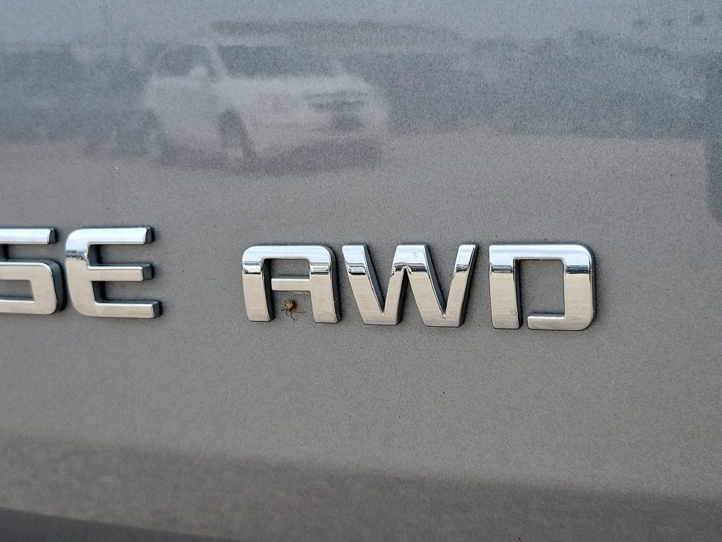 Used 2023 Sterling Gray Metallic Chevrolet LT Cloth image 7