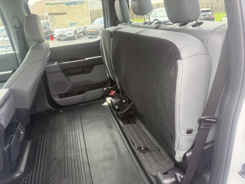 New 2026 Oxford White Ford F-250® XL image 36