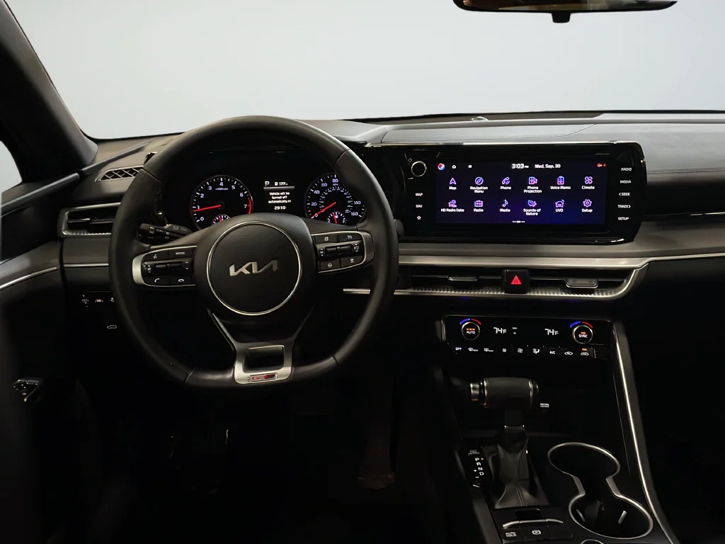 Used 2022 Black Kia GT-Line image 12