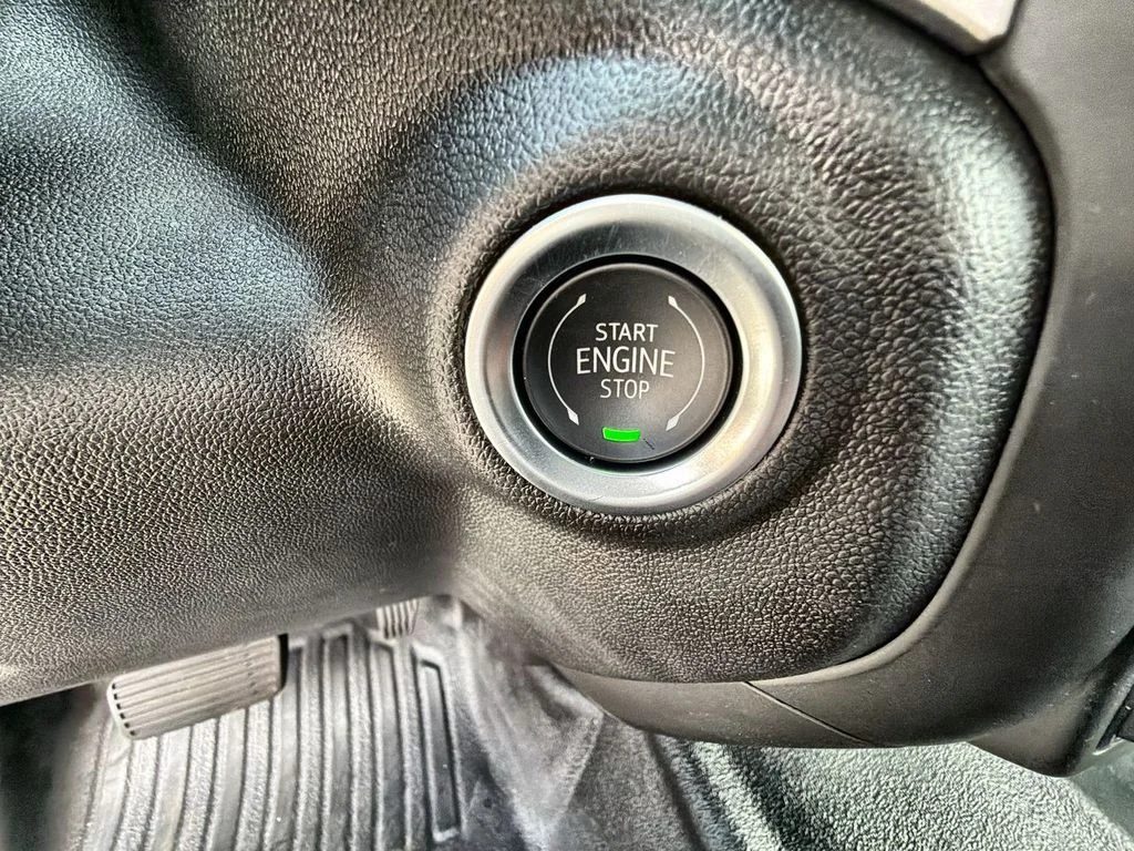 2025 GMC Sierra 3500HD Pro - Photo 17