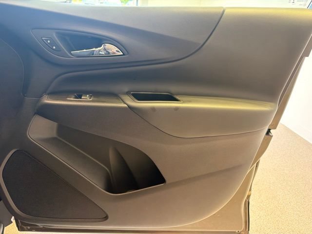 2023 Chevrolet Equinox LT - Photo 13