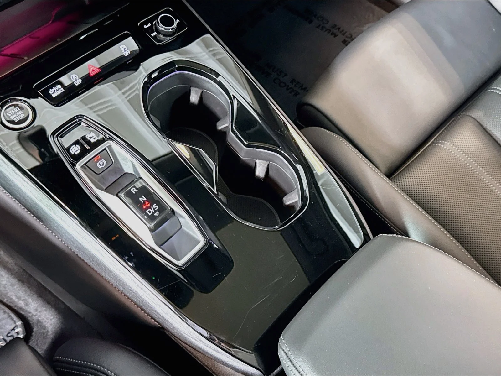 Used 2025 Chronos Gray Me Audi Premium Plus image 15