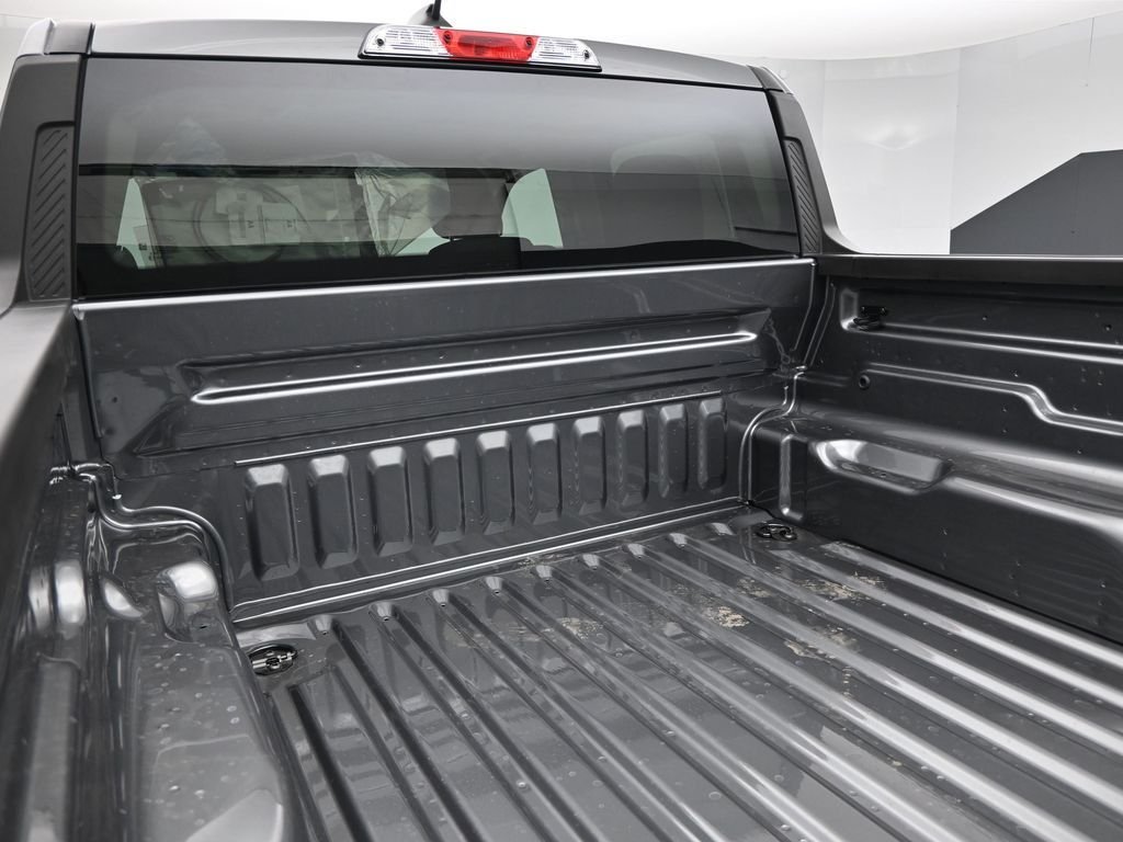 New 2026 Carbonized Gray Metallic Ford XLT image 20