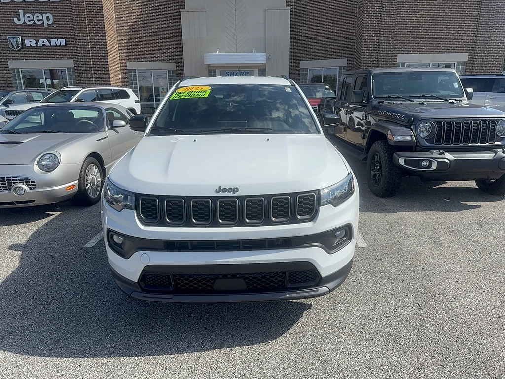 Used 2025 Bright White Clear Coat Jeep Latitude image 2