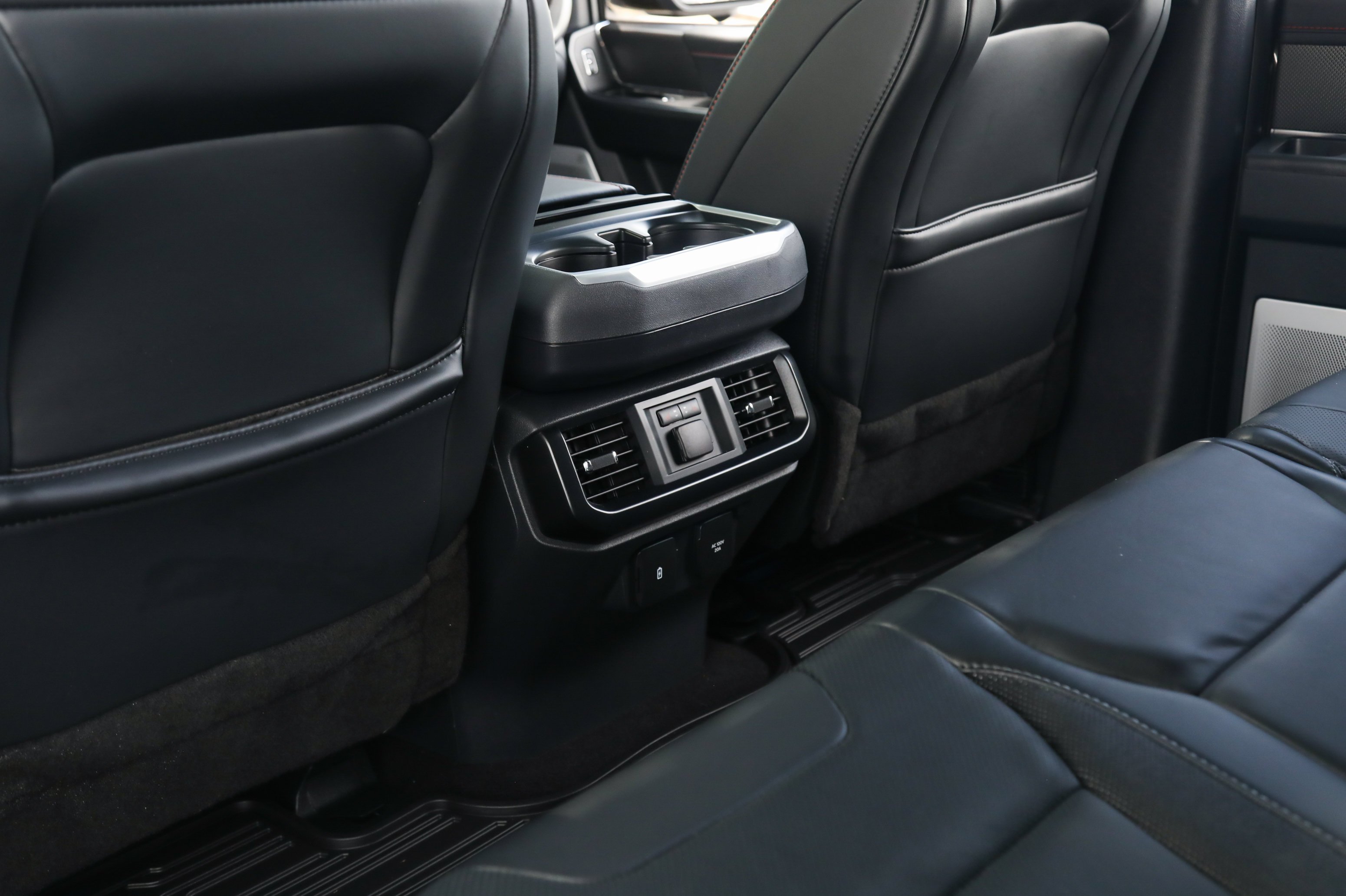 Used 2025 Green Ford Raptor image 29