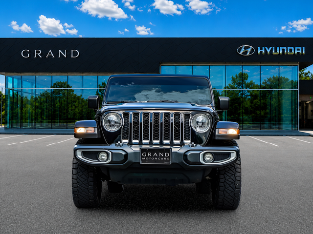 Used 2022 Black Jeep Overland image 9