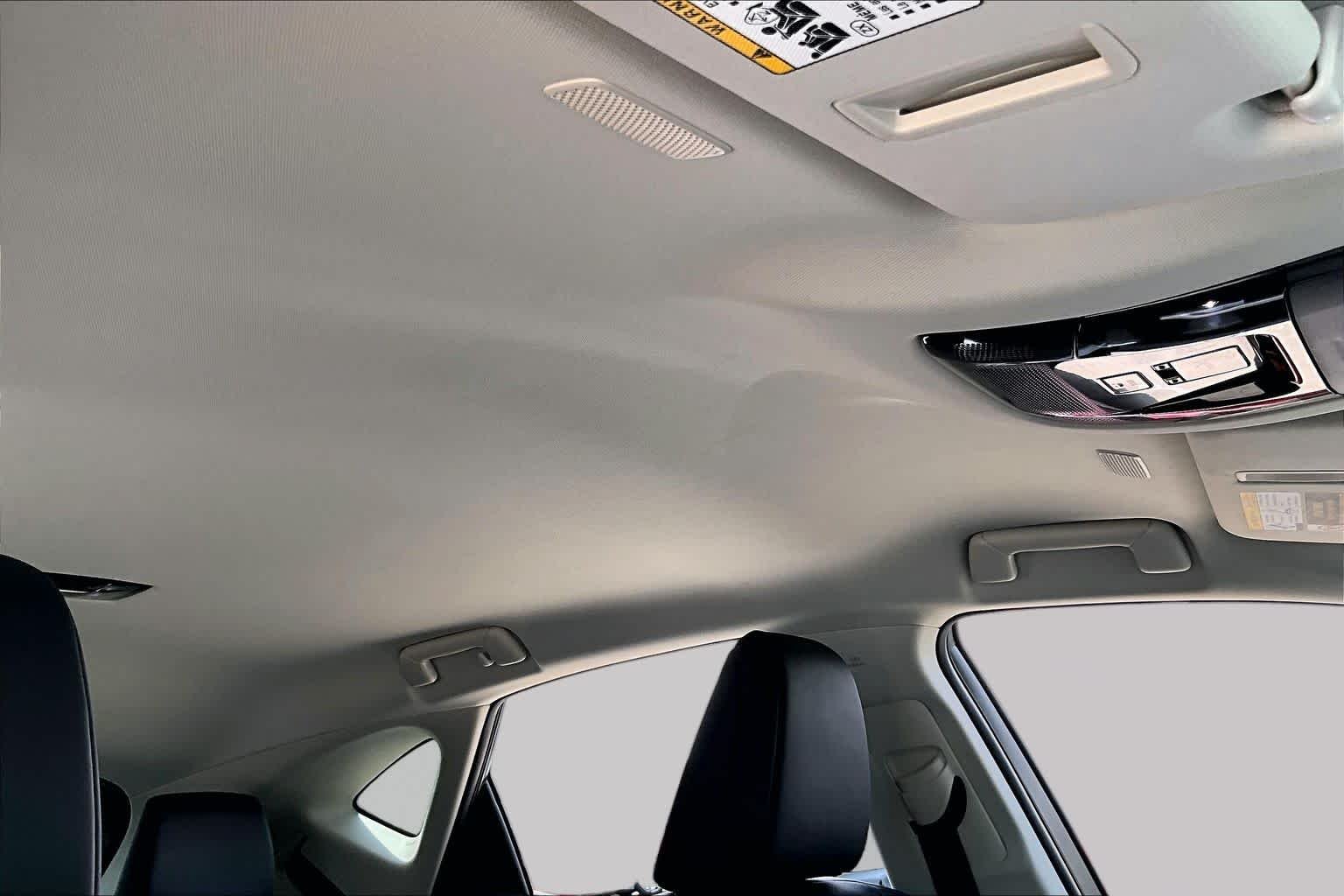 Used 2025 Atomic Silver Lexus  image 12