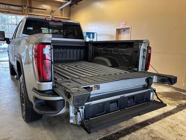 New 2026 Sterling Metallic GMC Denali Ultimate image 19