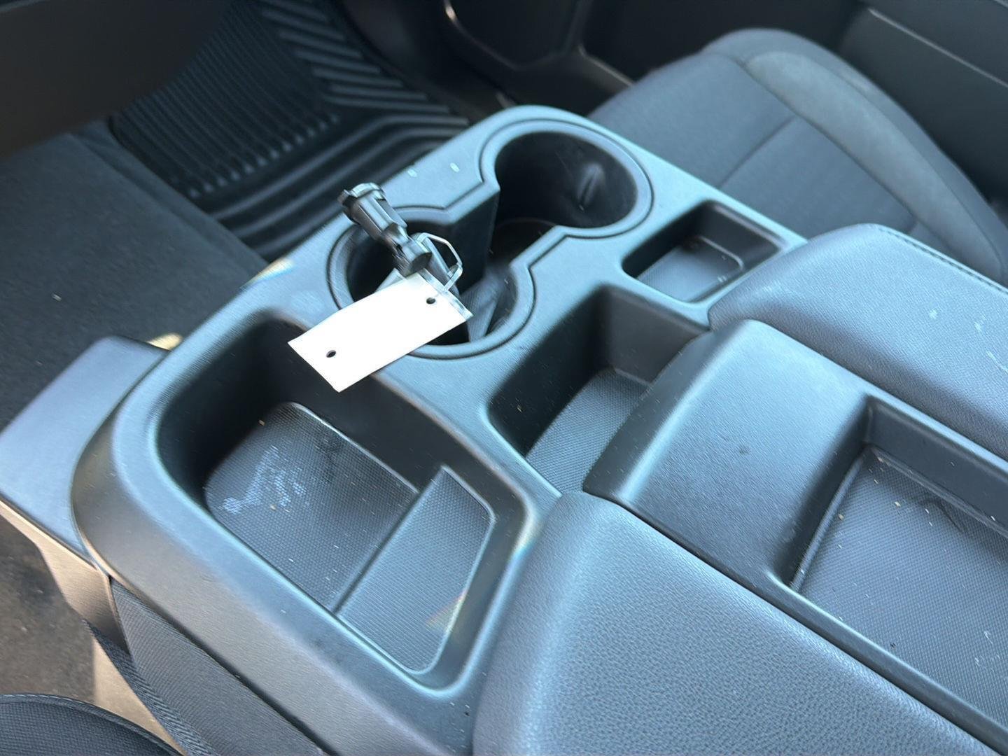 Used 2025 Summit White Chevrolet LT image 28