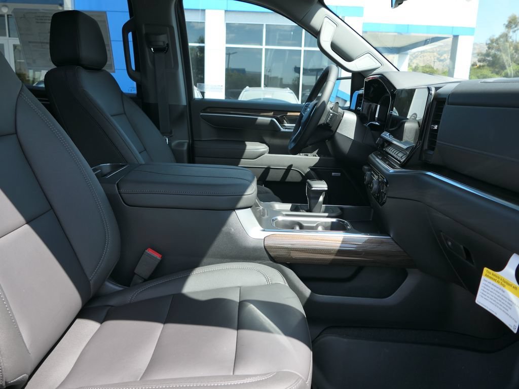 New 2026 Sterling Gray Metallic Chevrolet RST image 25