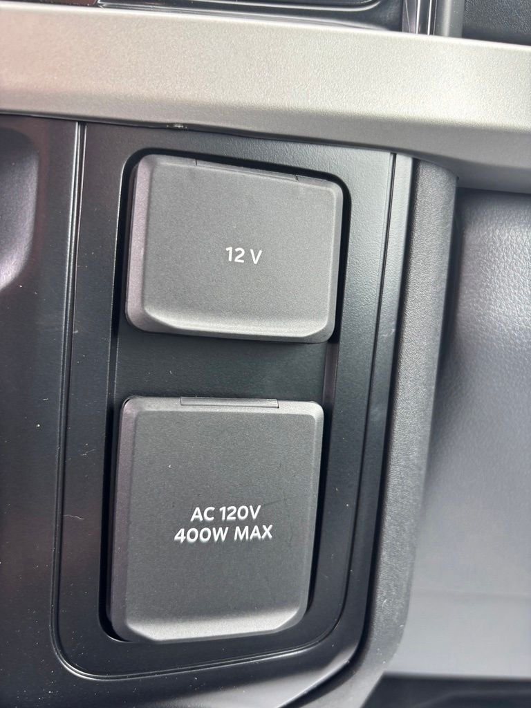 New 2027 Agate Black Metallic Ford F-350® XLT image 20