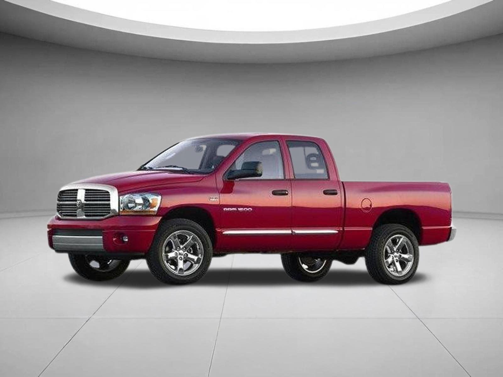 Used 2008 Mineral Gray Metallic Dodge SLT image 1