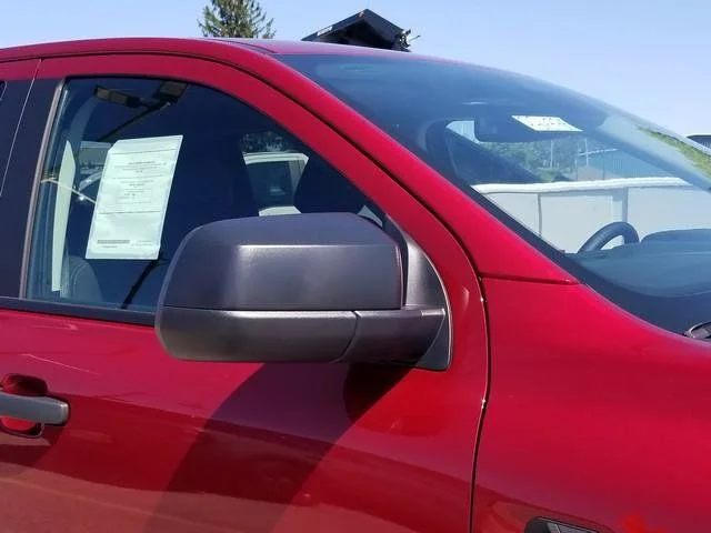 New 2026 Ruby Red Metallic Tinted Clearcoat Ford XLT image 4