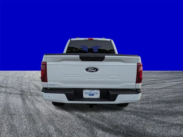 New 2026 Oxford White Ford XLT image 5