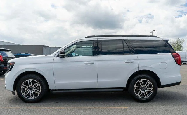 Used 2025 White Ford Active image 9