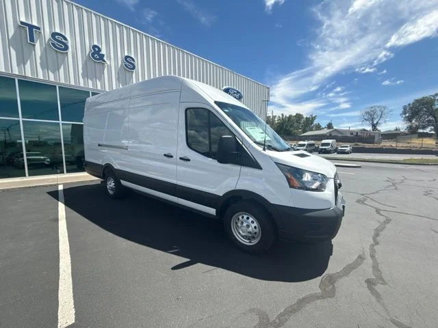 New 2026 White Ford Base image 2