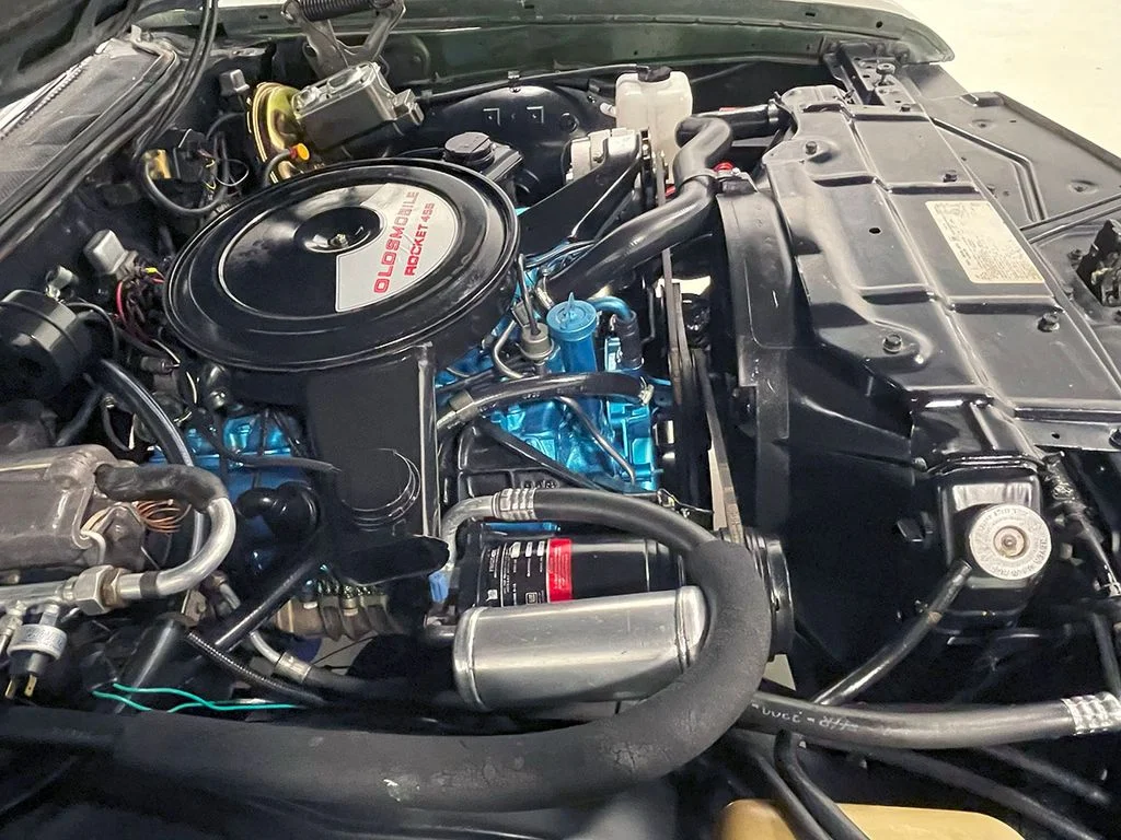 Used 1972  Oldsmobile  image 28
