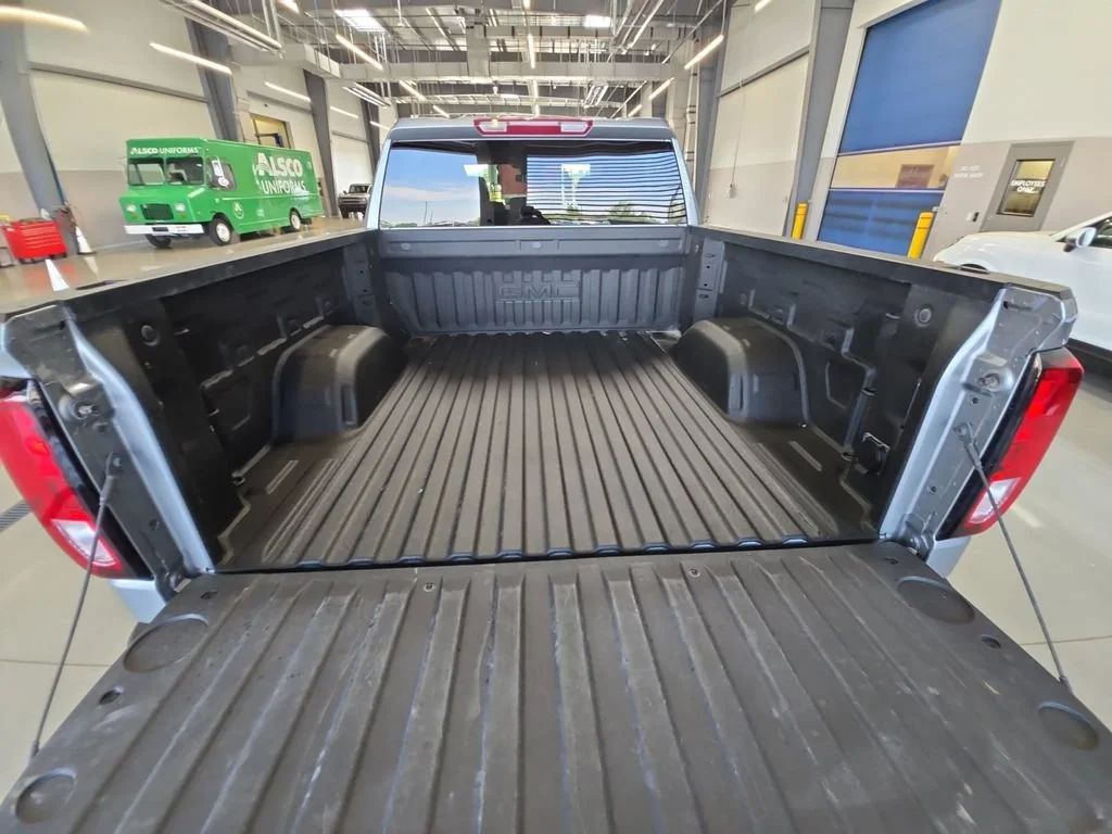 Certified Used 2025 Sterling Metallic GMC Elevation image 23