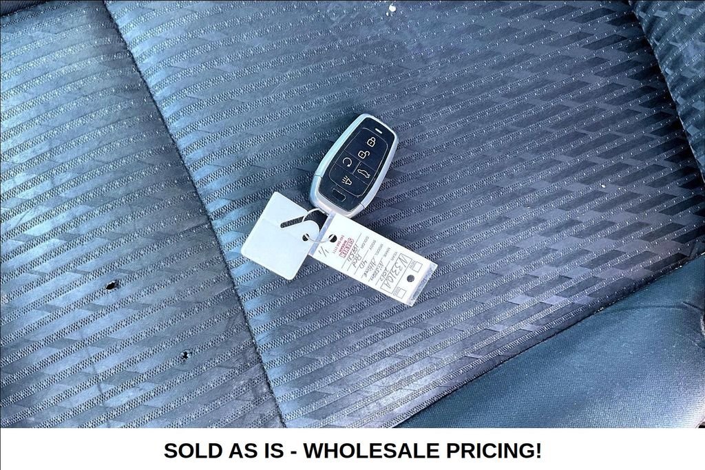 Used 2017 Red Nissan 2.5 S image 29