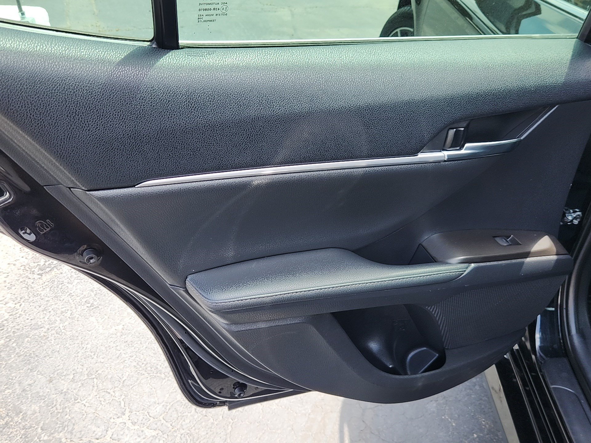 2022 Toyota Camry XLE - Photo 22