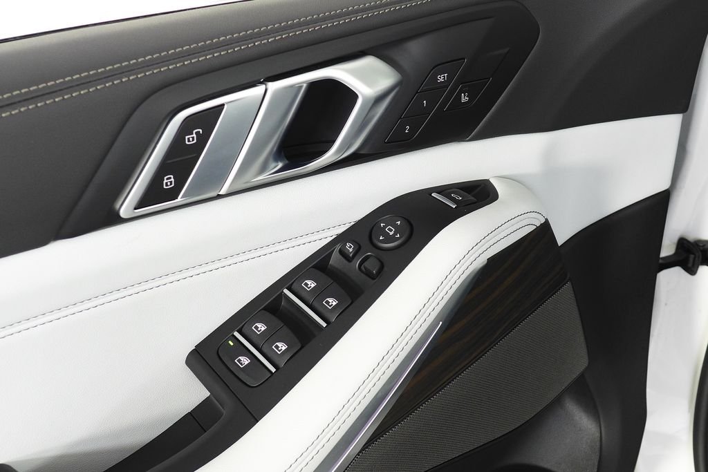 2026 BMW X5 40i - Photo 12