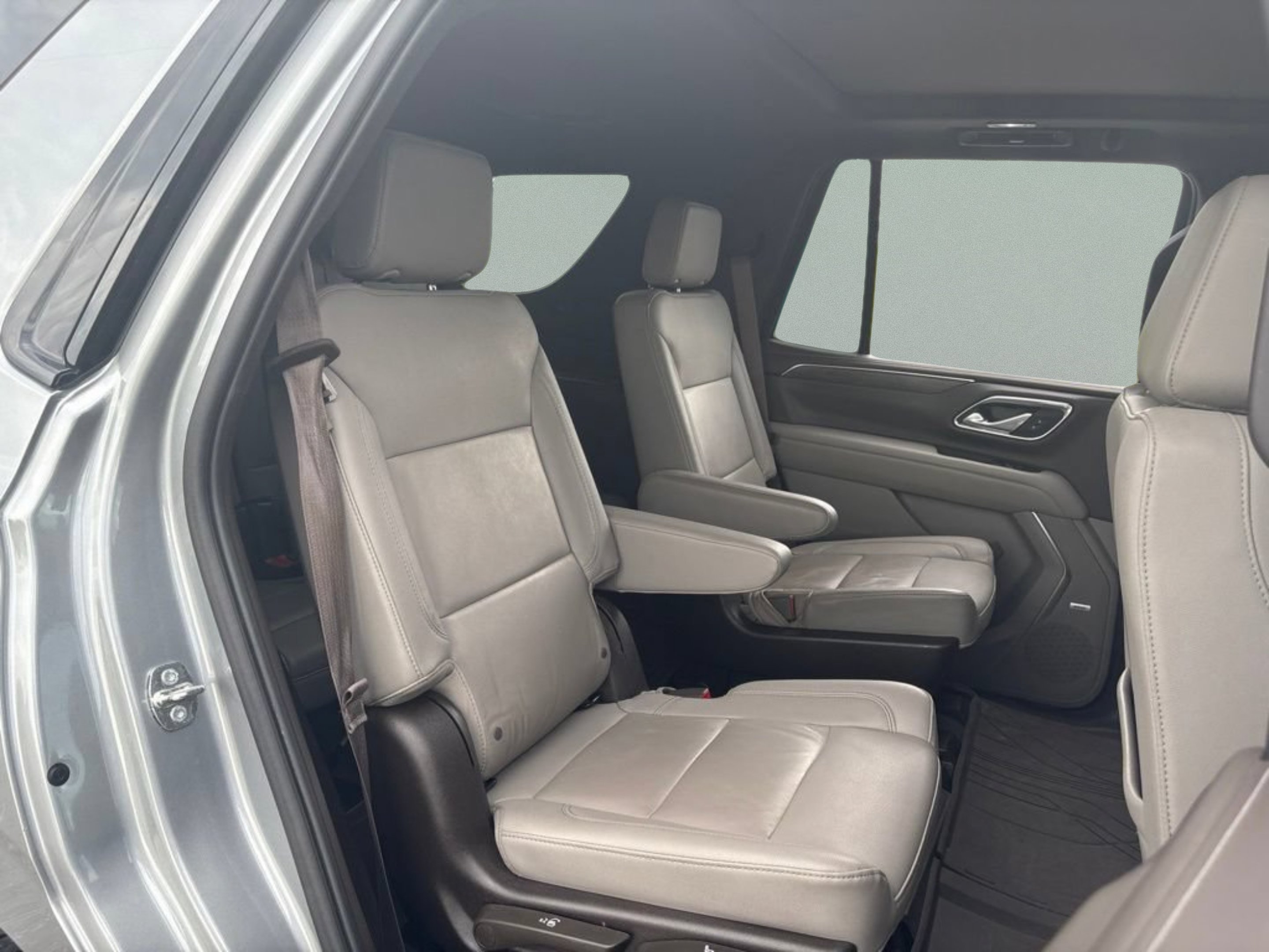 Used 2023 Sterling Gray Metallic Chevrolet Z71 image 20