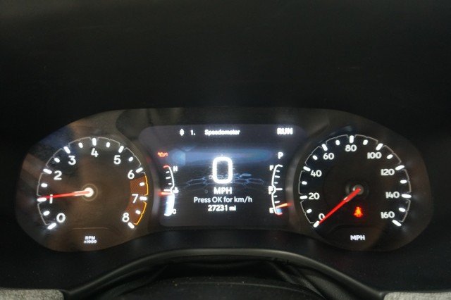 Used 2025 Diamond Black Crystal Pearlcoat Jeep Sport image 26