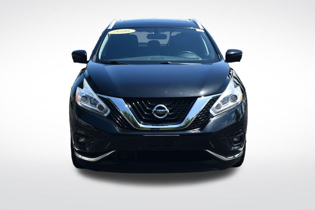 Used 2016 Magnetic Black Nissan SL image 15