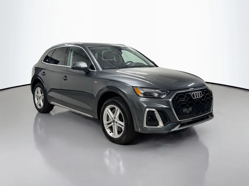 Used 2025 Gray Audi 55 Premium Plus image 7