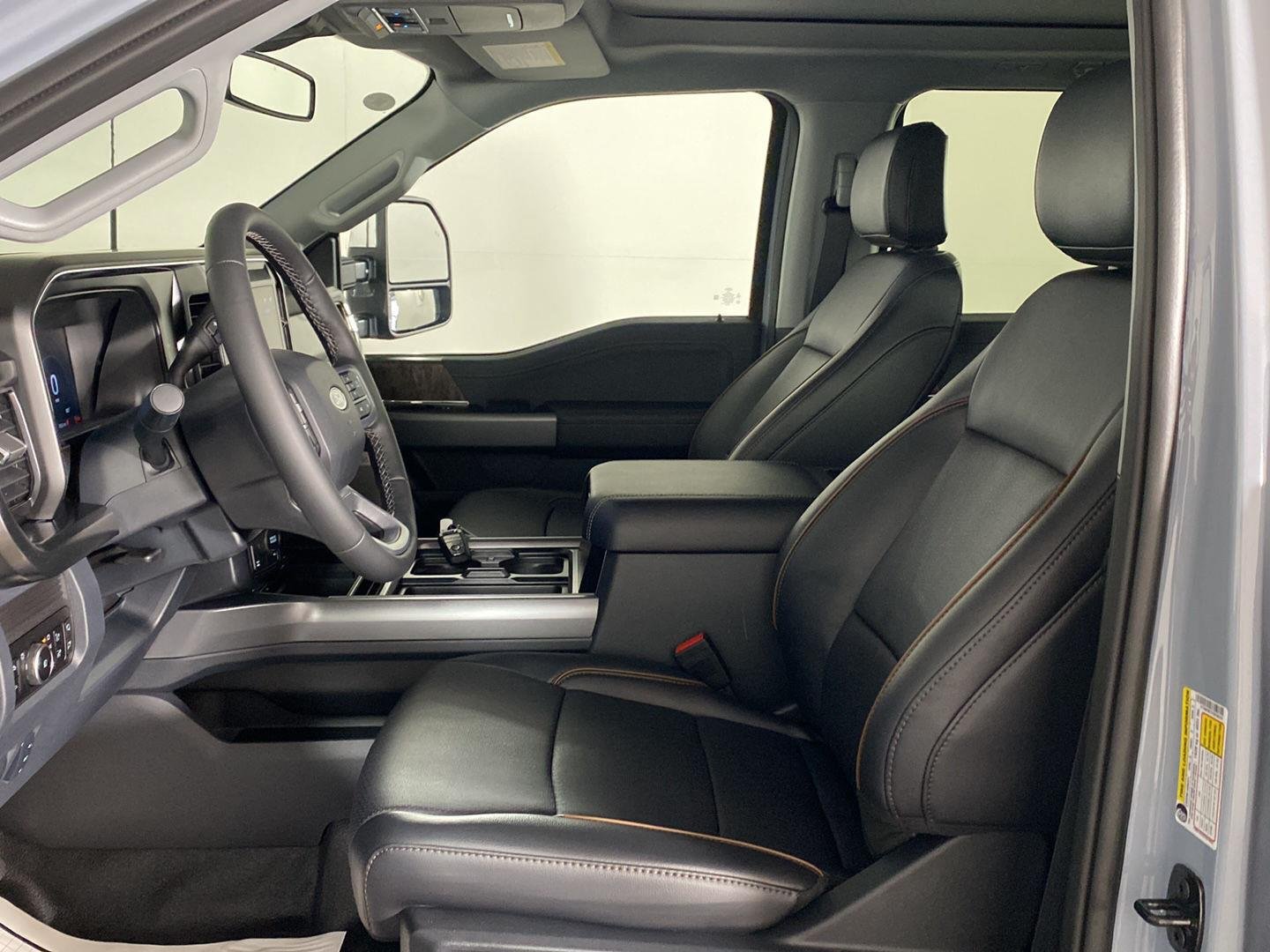 Used 2026 Glacier Gray Metallic Tri-Coat Ford Lariat image 15