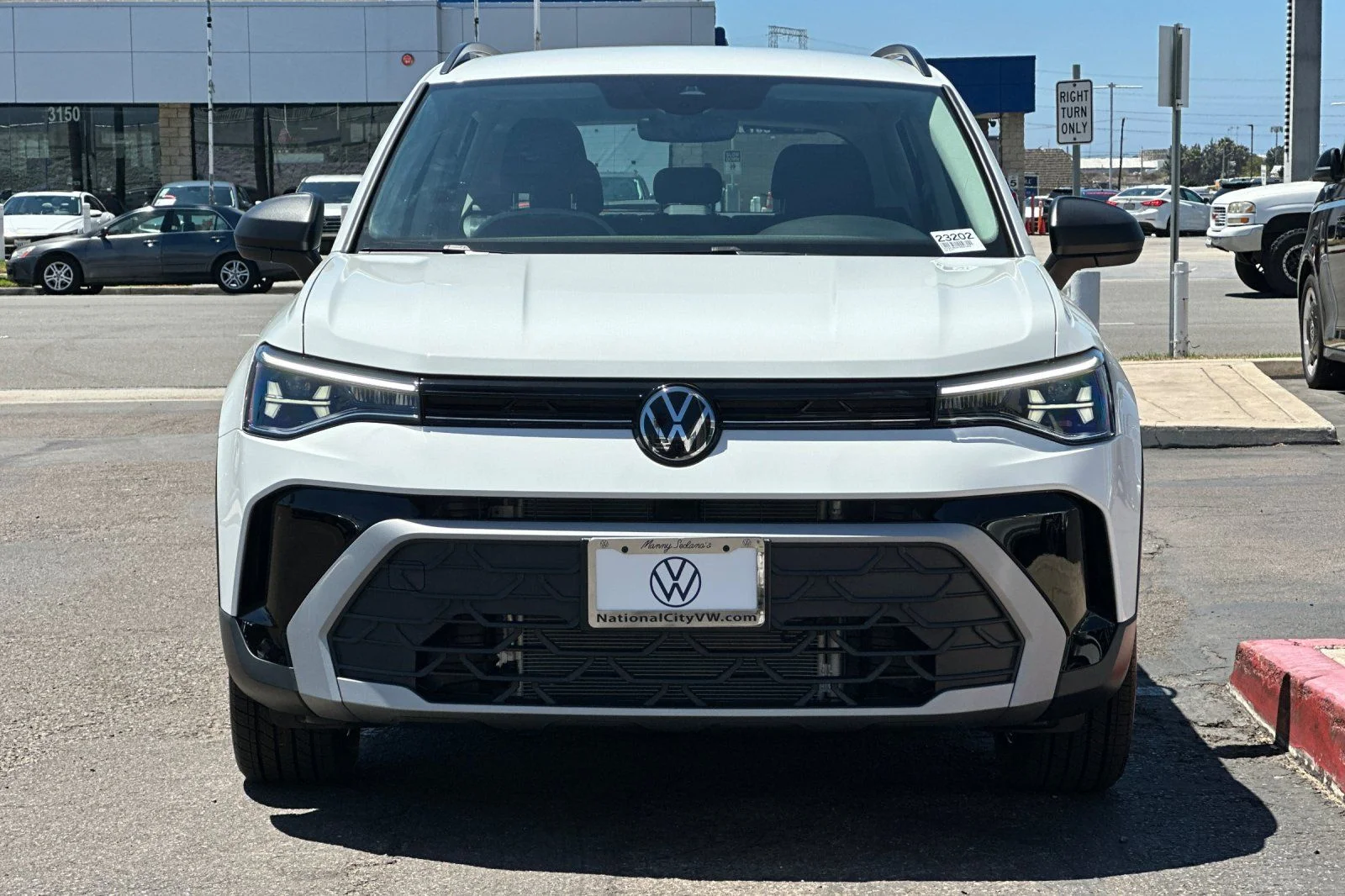New 2026 White Volkswagen 1.5T S image 3