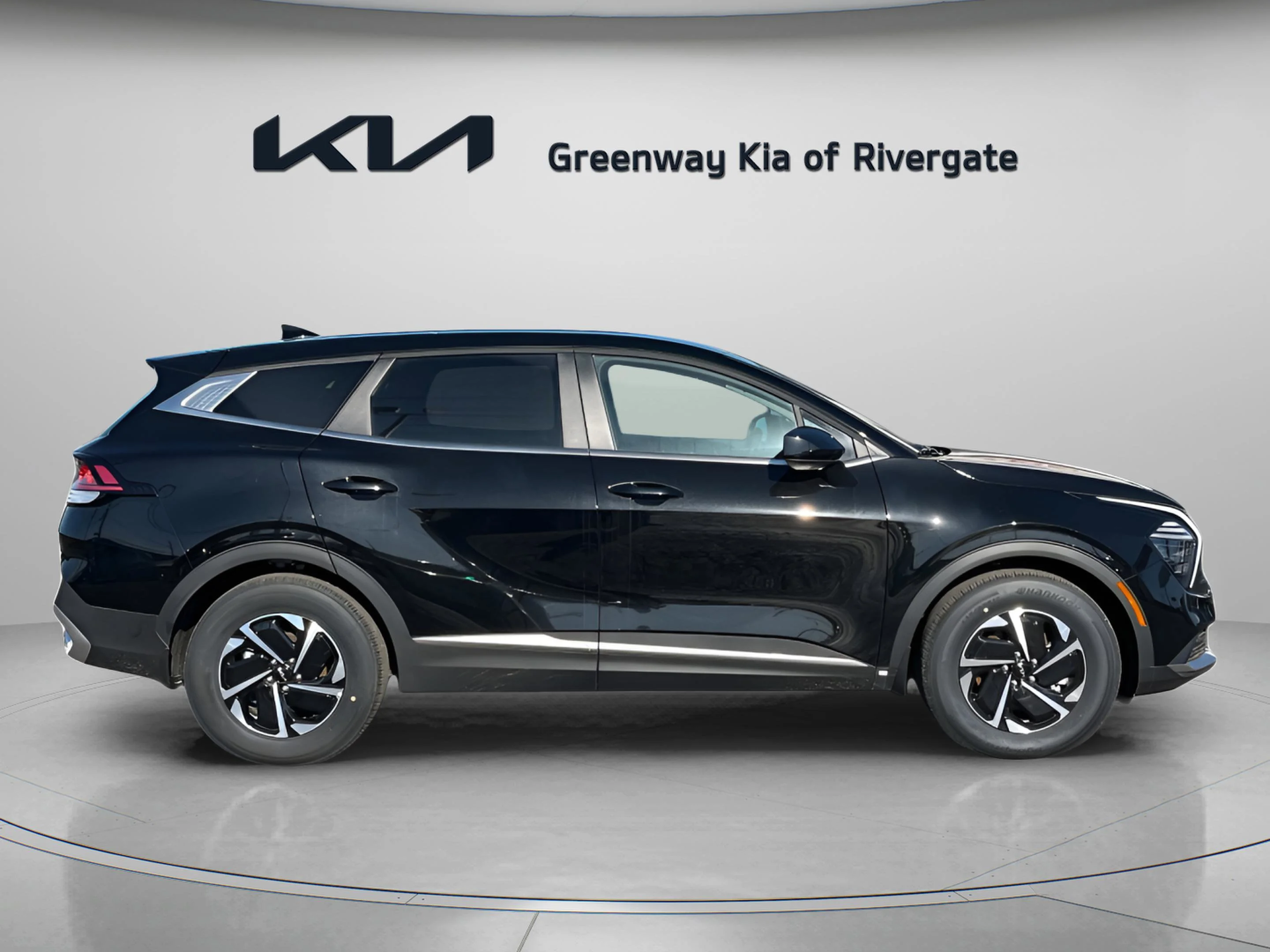 2025 Kia Sportage LX Hybrid - Photo 8