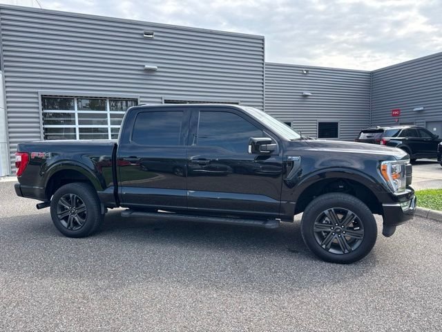 Used 2022 Black Ford Lariat image 3